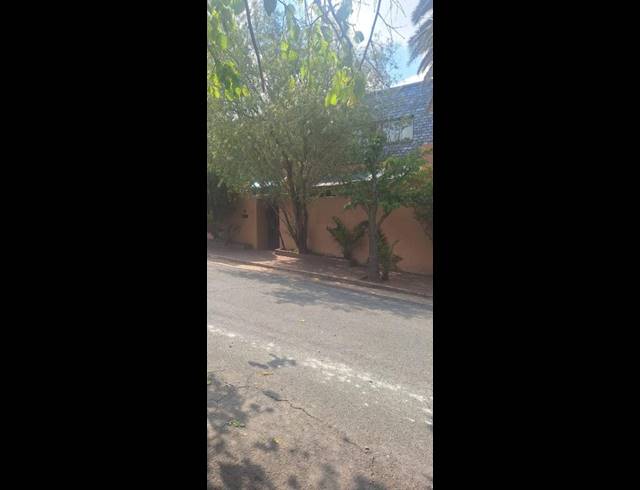 1 BEDROOM PROPERTY TO RENT IN KENSINGTON